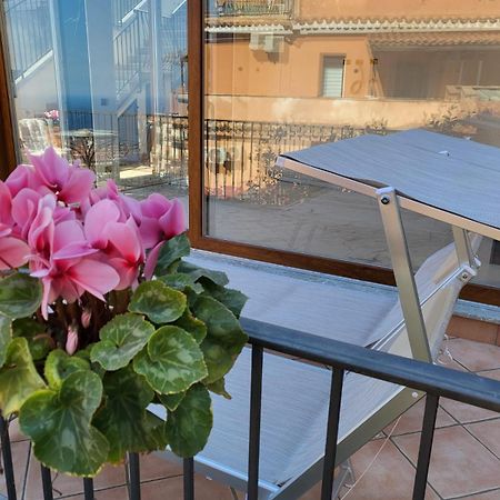 Apartment Marifra Garden Taormina Exteriör bild
