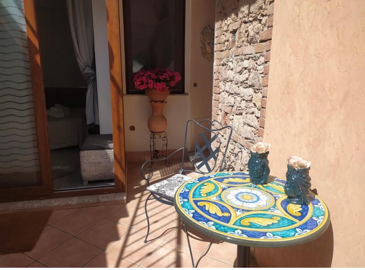 Apartment Marifra Garden Taormina Exteriör bild