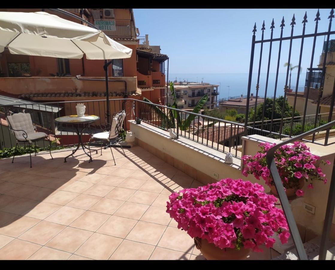 Apartment Marifra Garden Taormina Exteriör bild